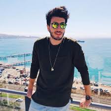 En 2020, presentó dos sencillos: Sebastian Yatra Wallpapers Wallpaper Cave