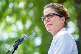 Sign, garbage left at mayor's house in wake of protests, medic tent  destruction