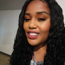 If a guy says to Taraji P. Henson: "you don't look the same without  makeup".....he will be in TROUBLE!!! 😫🗣️