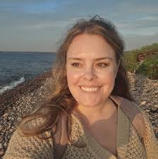 What are the best historical fiction books set in foreign lands with less  than 400 pages?