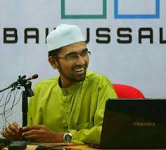 Rozaimi berkata, pengusaha muslim juga perlu mengubah mentaliti mereka dengan berdisplin ketika menjalankan perniagaan dan tidak mengambil kesempatan.katanya, mereka seharusnya. Dr Ustaz Rozaimi Ramle Jangan Salah Gunakan Hadith Untuk Lariskan Perniagaan Rilek1corner