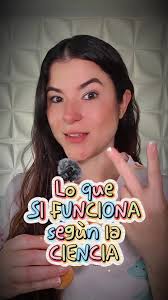 Sabías que ENSUCIARSE está aprobado por la ciencia✅️, Acá te dejo 2da Parte  Tips de Crianza estudiados👩🏻‍🔬, Y recuerda que pueden andar descalzos la  ciencia también lo dice y no no se enferman por eso ...