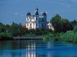 The price is $101 per night from jun 3 to jun 3 $101. Stadl Paura