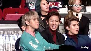Sejak awal debutnya sebagai member exo, baekhyun memang selalu . Baekyeon Exo Teasing Baekhyun About Taeyeon Onstage Youtube