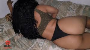 fudendo a amiga no banheiro botando na buceta devagazinho pra nao machucar  - XNXX.COM