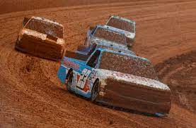 And which long shots stun nascar? Nascar Changes Bristol Dirt Schedule Due To Weather