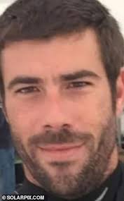 How do you say this in english (us)? Spanish Father Drugged And Killed His Two Daughters Before Throwing Them Into The Ocean Say Police Daily Mail Online