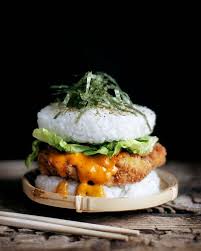 Sushi Burger Food Trend Is Now The Hottest Hybrid Of Two Foodie Favorites My Modern Met Sushi Burger Food Trends Fusion Food