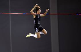 Armand Duplantis Lebt Den Traum Vom Fliegen Nzz