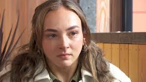 Isabelle Smith's Instagram, Twitter & Facebook