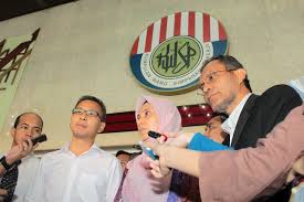 Laporan mengenai penyata kewangan kerajaan persekutuan 2019, akan dimuat naik dalam laman web jabatan audit. Hutang Kerajaan Malaysia Semakin Parah Roketkini Com