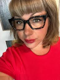 ISO honesty🤣 Coloring my hair