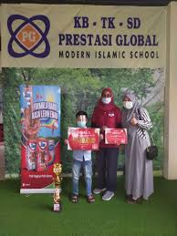 Peta papua untuk mewarnai anak paud. Sekolah Prestasi Global Juara Lomba Mewarnai Tingkat Jabar Republika Online