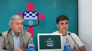 El lapsus del presidente del Racing Club Ferrol en la presentación del  navarro Aitor Buñuel se ha hecho viral