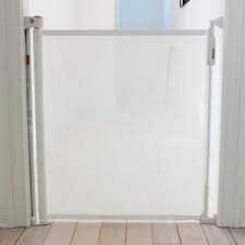 Designed by frontgate, our 21h expanding pet gate features an antique white finish to mesh better with your home's décor than our competitors' gates. Outdoor Safety Gate Pet Gates Dog Gate Cardinal Gates