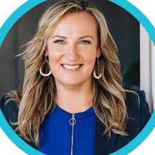 Glenda Birch's Instagram, Twitter & Facebook