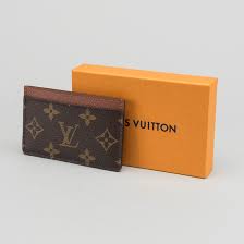 Why should you choose louis vuitton malaysia? Lot Art A Louis Vuitton Card Holder M6173 Dustbag And Box