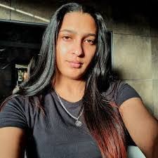 Tonya Stein's Instagram, Twitter & Facebook