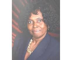 Lorraine Ridley's Instagram, Twitter & Facebook