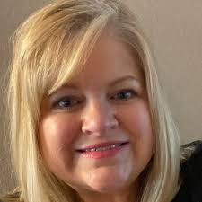 Janelle Wills's Instagram, Twitter & Facebook