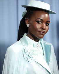 The #MetGala red carpet had no shortage of brooches, as the retro-inspired  accessory made a major comeback. For Ayo Edebiri, Coleman Domingo, Doja  Cat, and many more fashion muses, brooches became the