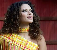 Samba de terreiro e outras culturas compõem repertório em show de Renata  Jambeiro