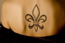 Show off your favorite photos and videos to the world, securely and privately show content to your friends and family. Quelle Est La Signification Du Tatouage De Fleur De Lys Tatouage De Lys Tatouage Fleur Fleur De Lis Tatouage