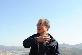 문재인 대통령이 18일 신년 기자회견에서 '방역' 질의 시간에 기자들이 다른 이슈를 질문하자 방역을 너무 잘하니까 질문이 없으신가요?라며 농담을 했다. ë¬¸ìž¬ì¸ ìœ„í‚¤ë°±ê³¼ ìš°ë¦¬ ëª¨ë'ì˜ ë°±ê³¼ì‚¬ì „