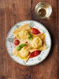 Joe Wicks Ravioli Alla Napoletana Jamie Oliver Recipes Recipe Recipes Jamie Oliver Recipes Ravioli