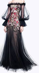 Sub The Flowers For Velvet Bats Or More Black Alexander Mcqueen Pre Fall 2012 Keywords Alexandermcqueen Alexander Mcqueen Dresses Fashion Beautiful Dresses