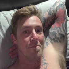 I sent you a request and you didn't accept. At least leave a ❤️