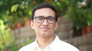 IITian-turned-ex-IPS officer switched 8 careers, but he's not done yet