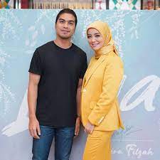 Bukan senang nak belajar sign language ni. Ewah Emoji Tu Ben Amir Kongsi Foto Tapi Respon Mira Filzah Lain Pula Yang Jadi