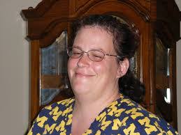 Leslie Thrush's Instagram, Twitter & Facebook