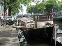 Garbage scow - Wikipedia