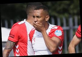 Wanneer u via deze pagina produkten bestelt zoals bijvoorbeeld eten, cadeaus of vliegtickets bij één van de vele bekende webwinkels (zoals coolblue.nl, bol.com. Dutch Side Fc Emmen Forced To Scrap Sponsorship Plans With Sex Toy Company In 500 000 A Year Blow Thejjreport