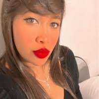 Geraldine Lima's Instagram, Twitter & Facebook