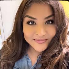 What are typical eating portions after bariatric surgery?