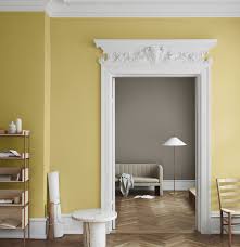 Uma união de cores traz a mensagem da força e da esperança, ambas eternas e inspiradoras. Ideas Para Combinar El Color Amarillo Y Gris Que Pantone Ha Elegido Para 2021