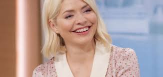Fans welcome Holly Willoughby back