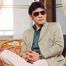 Malam menanti siang siang menanti malam bagai berkurun lamanya masa memisahkan kita hingga ku terlupa pada paras sekian lama terpisah akhirnya bertemu mengenang dosa mengenang rindu dan ternyatalah cintaku yang satu. Zciiycwvqgfglm