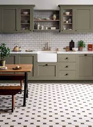 Popular Kitchen Floor Ideas For Your Home 21 Kitchen Style With Victorian Floor Tiles Kitchen Remodel Kitchen Flooring Kitchen Floor Tile