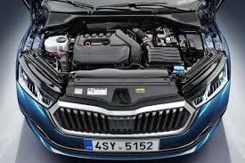 Check out our online shop : Skoda Karoq 2021 Asi Se Renueva El Suv Compacto