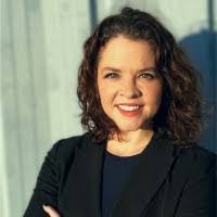 Kara Mooney's Instagram, Twitter & Facebook