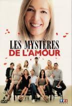 Retrouvez dans lmdla chaque week end hélène, peter, jeanne, nicolas, béné, josé, christian, laly, jimmy mais aussi stéphanie, john, marie, olga… Les Mysteres De L Amour Vetements Mode Marque Look Et Style Spotern