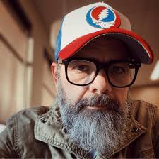 Keith Bratton's Instagram, Twitter & Facebook