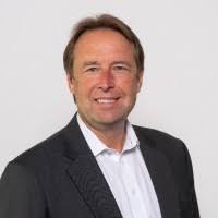 200+ "Kurtis," profiles