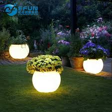 This does not claim to be a complete list. Schone Kunststoff Outdoor Indoor Led Licht Pflanzer Topf Dekorieren Garten Led Blumentopf Buy Garten Led Blumentopf Led Licht Blume Topf Kleine Dekorative Blumentopfe Product On Alibaba Com