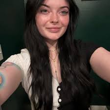 Why. Is a big tourist bus driving down WATROUS Ave at 7PM...and HOW does it  end up in an accident at SE 5TH? No one seriously injured..but inquiring  minds wanna know...😵‍💫