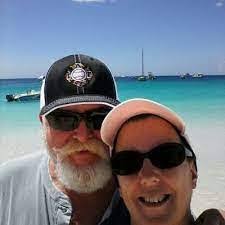 Wendy Raynor's Instagram, Twitter & Facebook